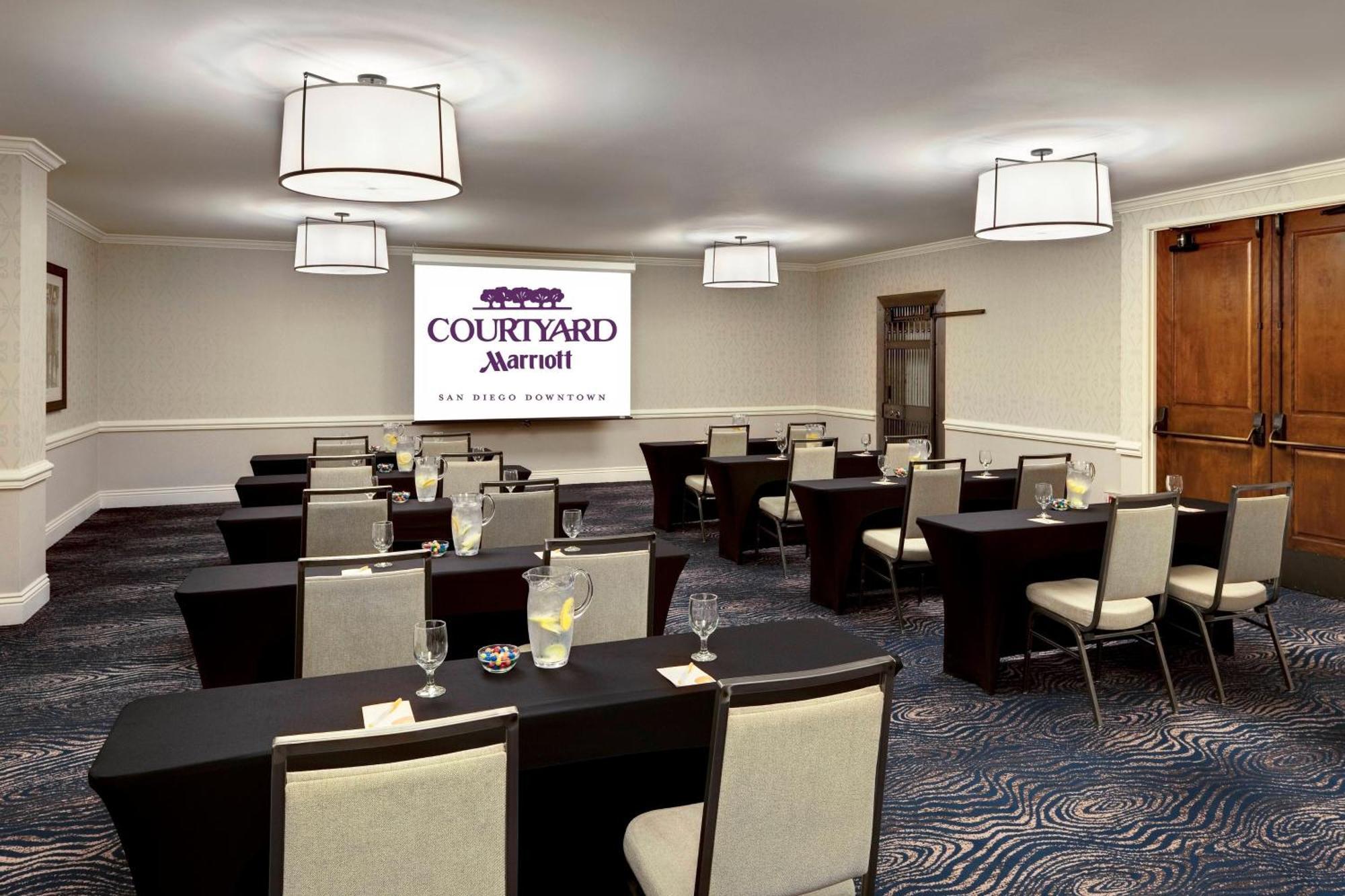 Courtyard By Marriott San Diego Downtown Eksteriør bilde